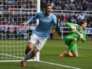 Edin Dzeko - fonte www.sportsmole.co.uk