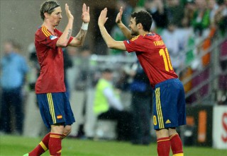 Fernando Torres e Cesc Fabregas - fonte www.goal.com