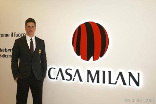 Fernando Torres - fonte www.acmilan.com