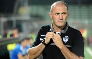 Pierpaolo Bisoli, allenatore del Cesena - fonte www.calcionow.it