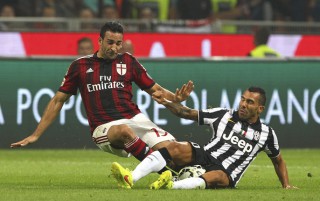 Adil Rami contrasta Tevez - zimbio.com