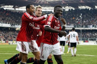 L'esultanza di Muntari dopo lo 0-1 al 'Manuzzi' nel 2013 (fonte: www.calcioblog.it)