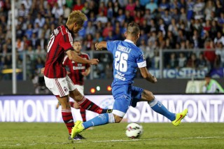 Honda al tiro, altro gol per lui in questo inizio di stagione (fonte: zimbio.com)