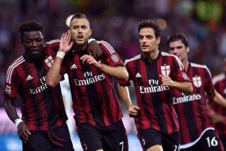 Jeremy Menez esulta con i compagni (fonte foto: www.maidirecalcio.com)