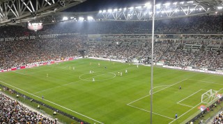 Interno dello Juventus Stadium - fonte www.eatsport.net