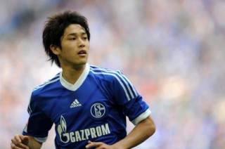 Atsuto Uchida, terzino giapponese dello Schalke 04 - fonte www.calciomercato.com