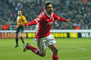 Eduardo Salvio dopo un goal (fonte foto www.standard.co.uk)