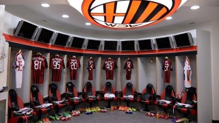 Lo spogliatoio del Milan (fonte foto: vavel.com)