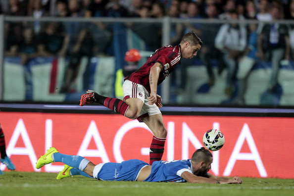 Torres prova ad andare via (fonte: zimbio.com)