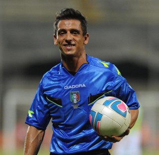 L'arbitro Claudio Lanza - fonte www.penisolasport.blogspot.com
