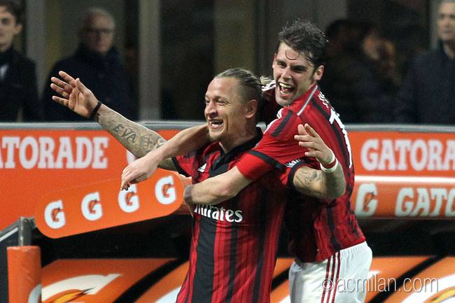 L'esultanza di Poli e Mexes (acmilan.com)