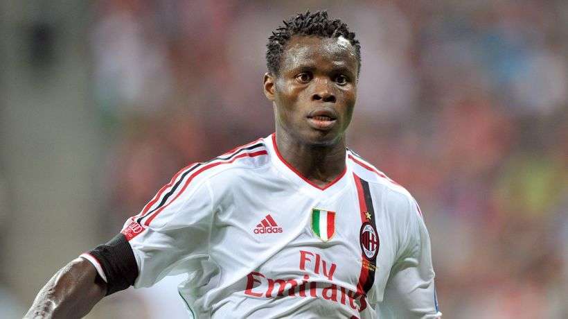 Taye Taiwo (fonte foto: www.footmercato.net)