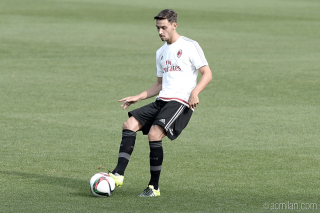 De Sciglio in allenamento, fonte foto acmilan.com