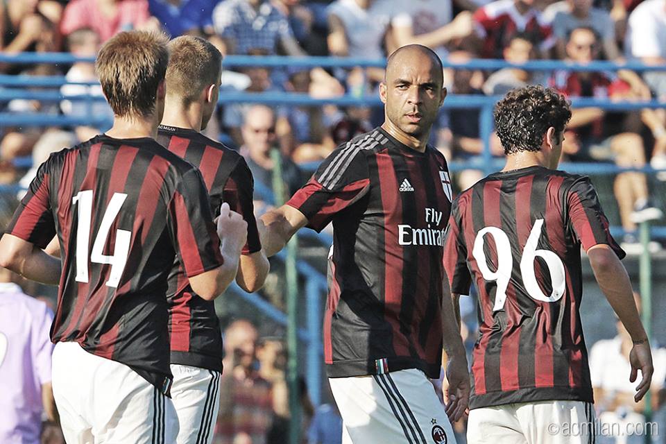 Alex, difensore centrale del Milan, fonte foto acmilan.com