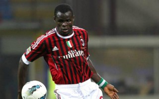 Taye Taiwo, ex terzino rossonero (Fonte: indratindow.blogspot.com)