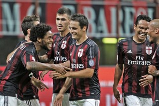 L'esultanza del Milan dopo un gol (acmilan.com)