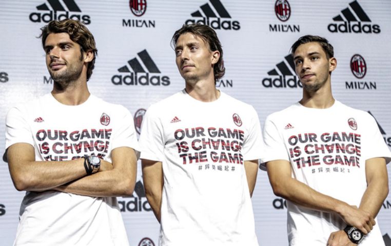 Andrea Poli, Riccardo Montolivo e Mattia De Sciglio (Fonte: acmilan.com) 
