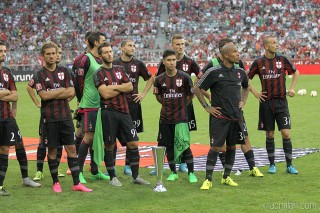 La squadra durante l'udi Cup (acmilan.com)