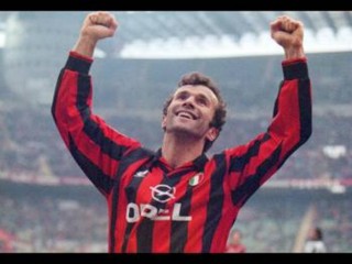 Dejan Savicevic (fonte foto: magliarossonera.it)