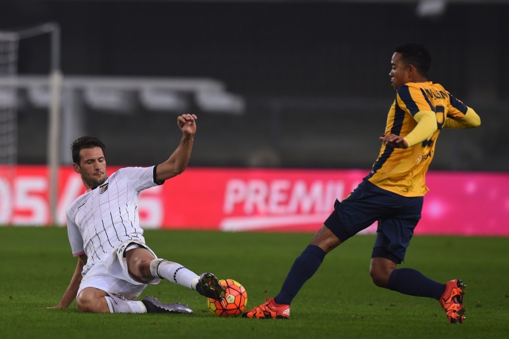 Urby Emanuelson Hellas Verona