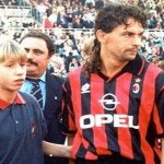 Roberto Baggio con la maglia del Milan e un giovane Cassano, foto delsfootballtips.blogspot.com