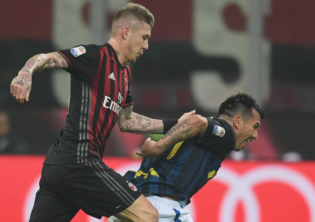 Kucka Medel Milan-Inter