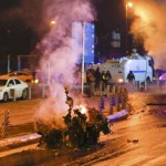 Esplosione vicino allo stadio del Besiktas, foto Reuters