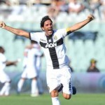 Alessandro Lucarelli in festa, il Parma torna in Serie B, foto gazzetta.it