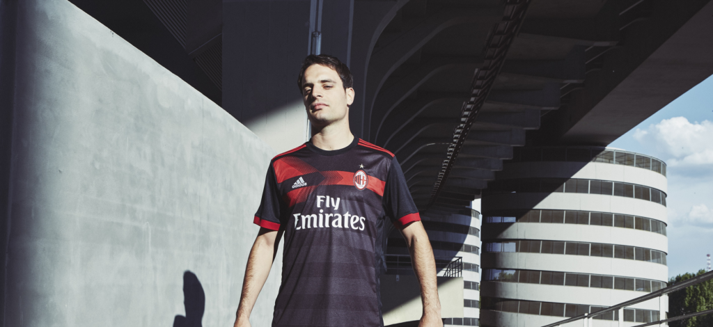 La terza maglia del Milan 2017/2018