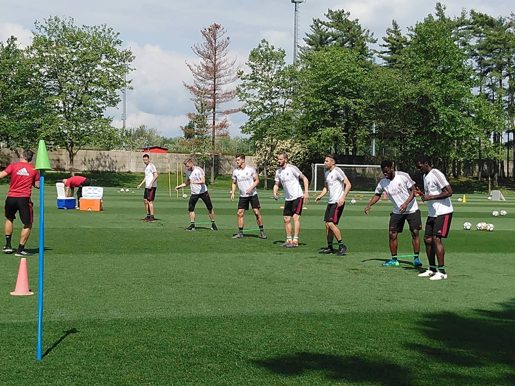 Il Milan si allena a Milanello