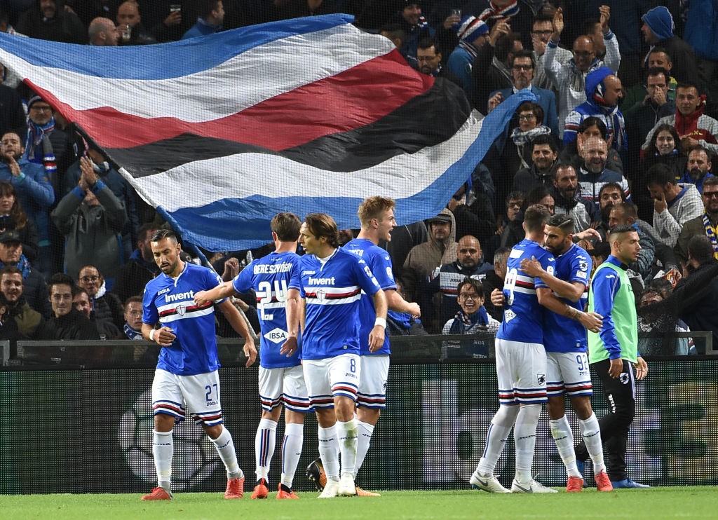 I giocatori della Sampdoria esultano dopo un gol