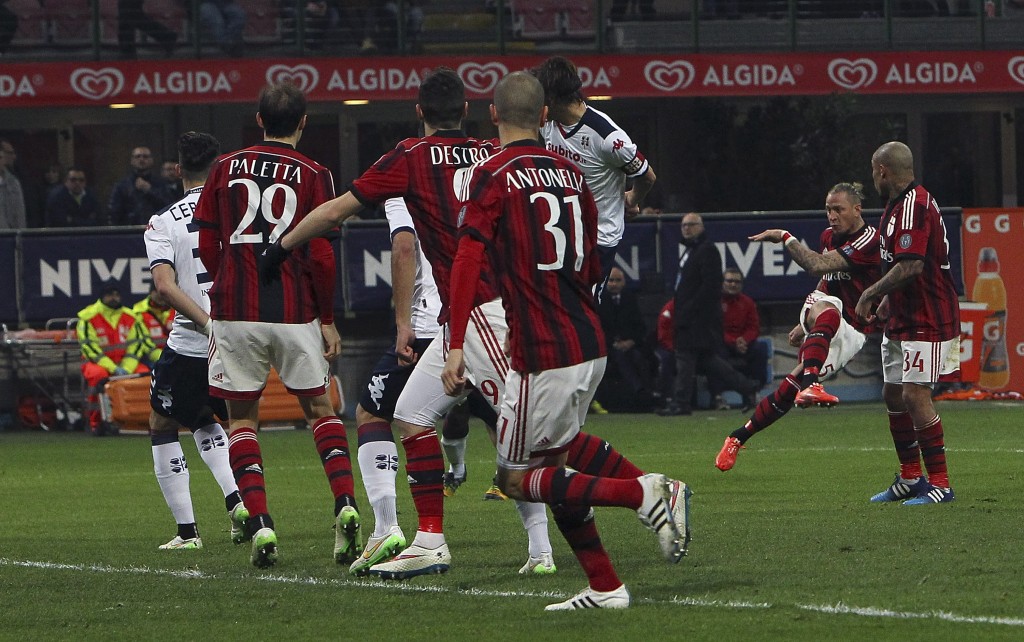 Milan Cagliari Mexes