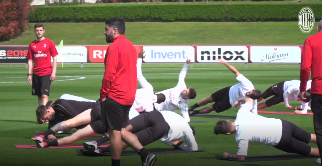 Un allenamento del Milan a Milanello, @acmilan