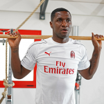 Zapata Milan palestra Milanello