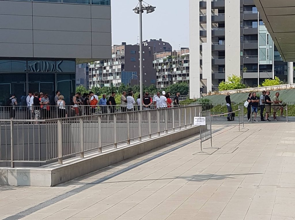 tifosi abbonamenti San Siro Casa Milan