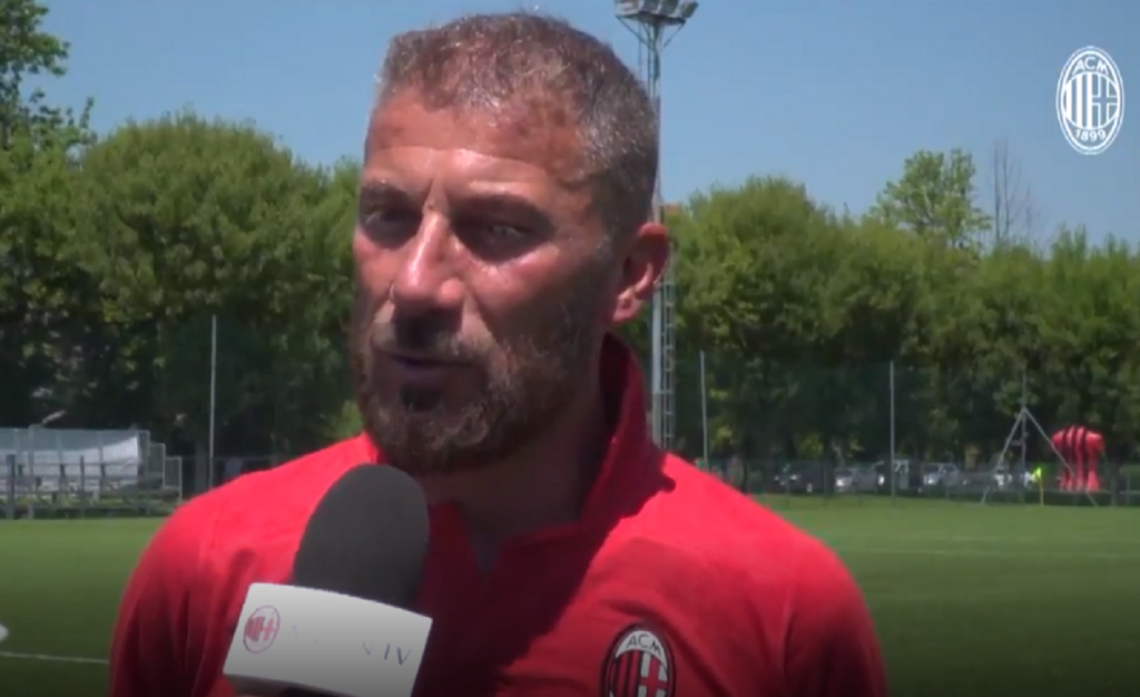 Polistina, tecnico dell'Under 15 del Milan, @acmilan