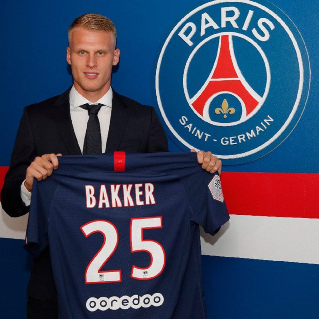 Mitchel Bakker, nuovo terzino del PSG, @PSG_inside