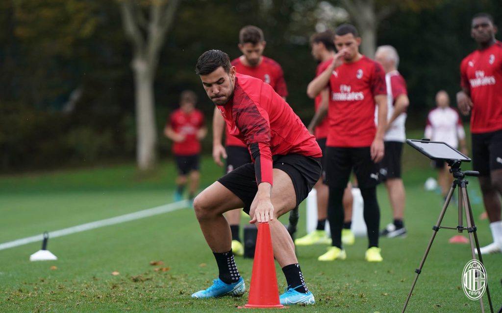 I rossoneri a Milanello, @acmilan