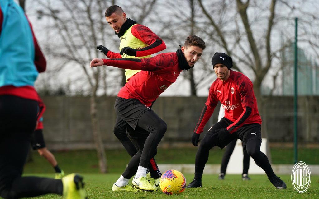 krunic-caldara-allenamento-milan-milanello