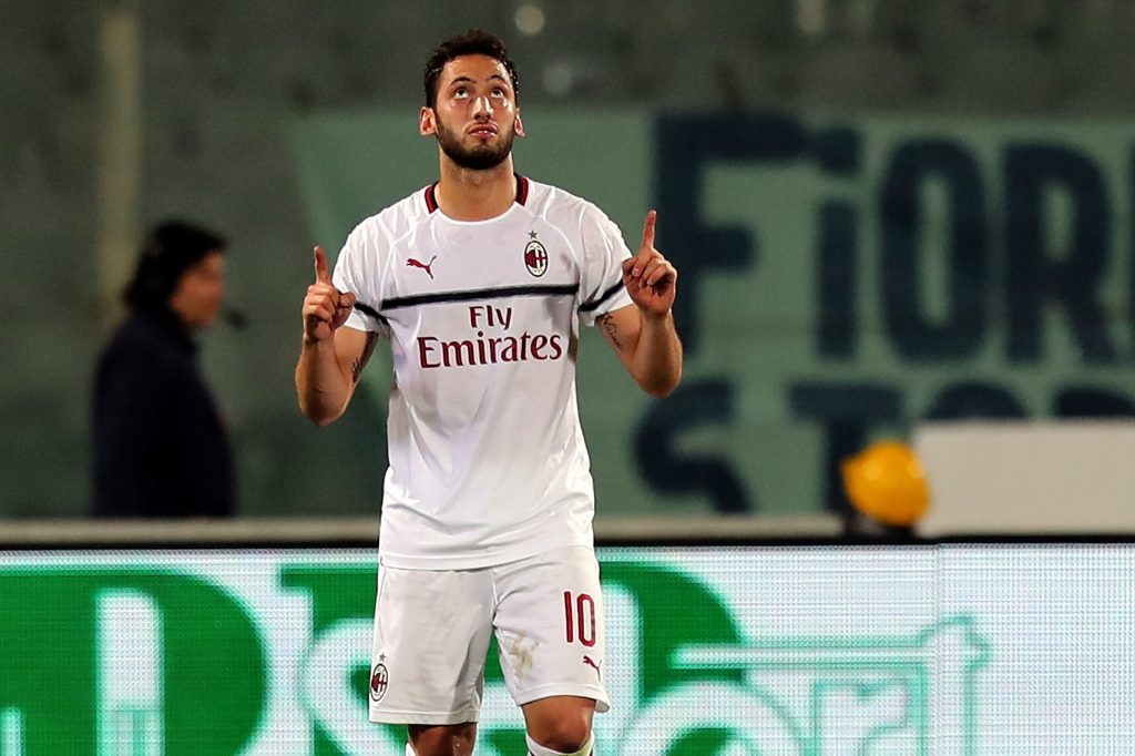 Fiorentina-Milan Calhanoglu