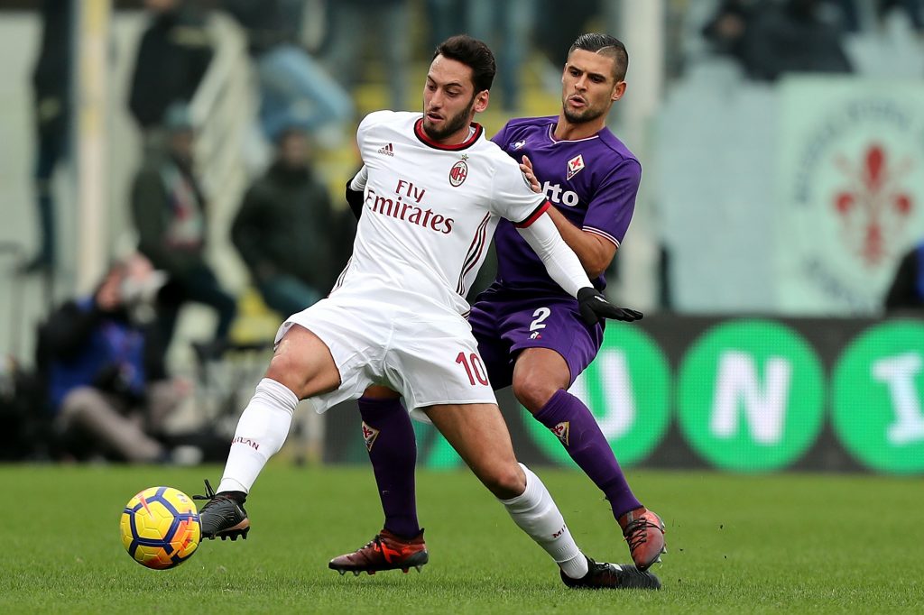 Fiorentina-Milan Calhanoglu