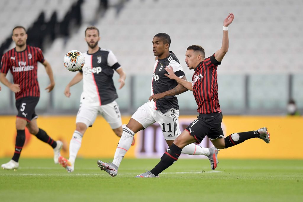 Douglas Costa Bennacer Juventus-Milan