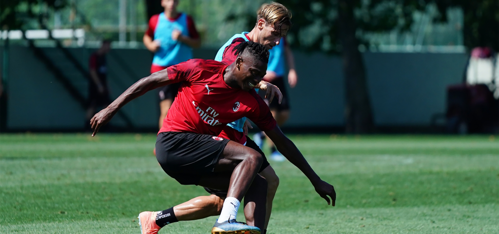 Biglia Leao allenamento Milan Milanello