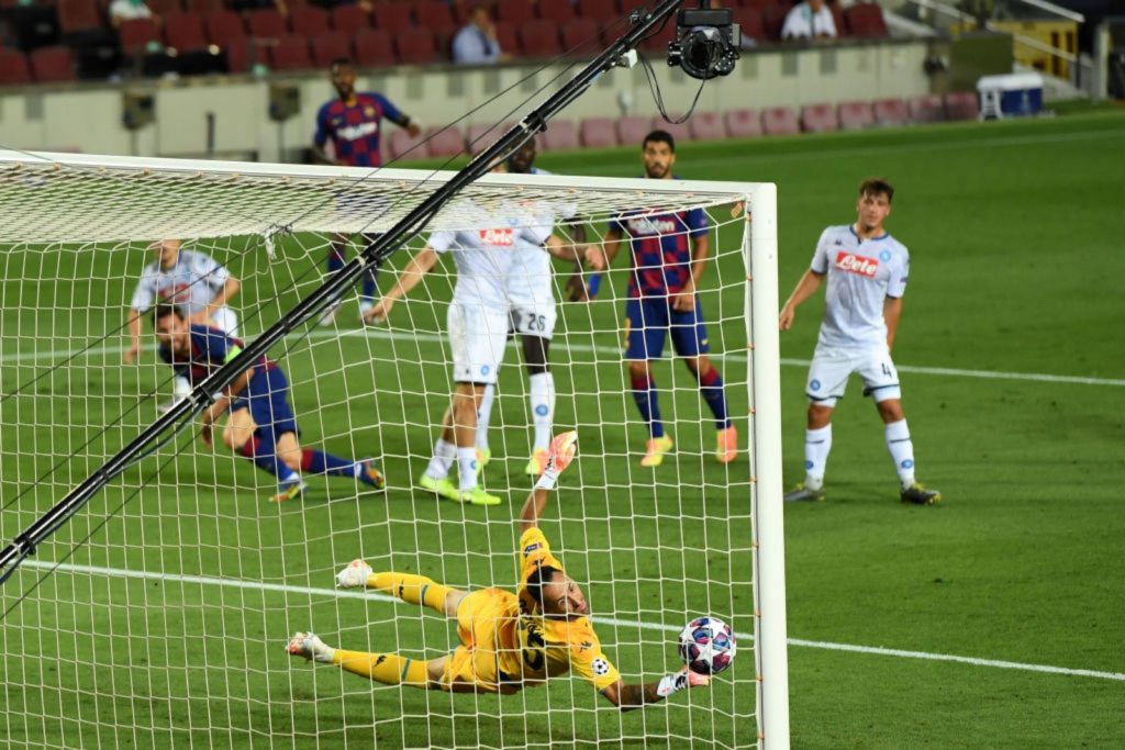 Leo Messi gol Barcellona Napoli Champions League