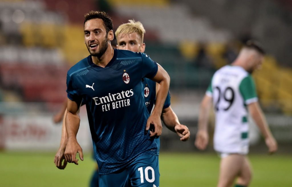 Calhanoglu Milan Shamrock Rovers Europa League