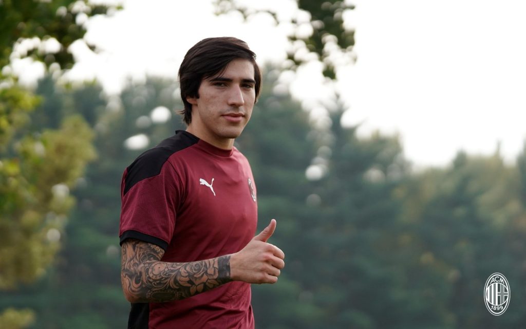 Sandro Tonali Milan allenamento Milanello