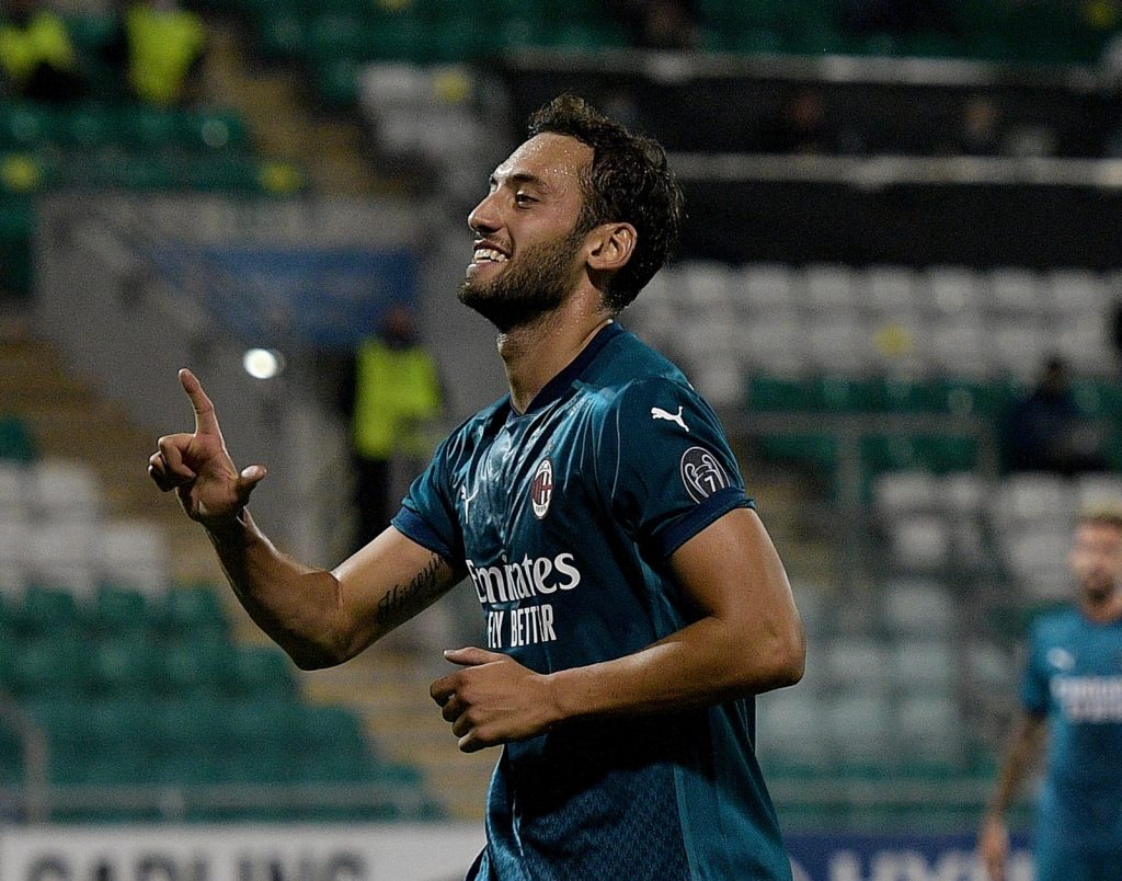 Hakan Calhanoglu Milan Shamrock Rovers