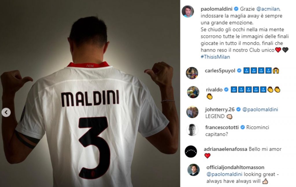 Maldini foto social instagram Milan seconda maglia Totti Puyol Terry Tomasson Rivaldo