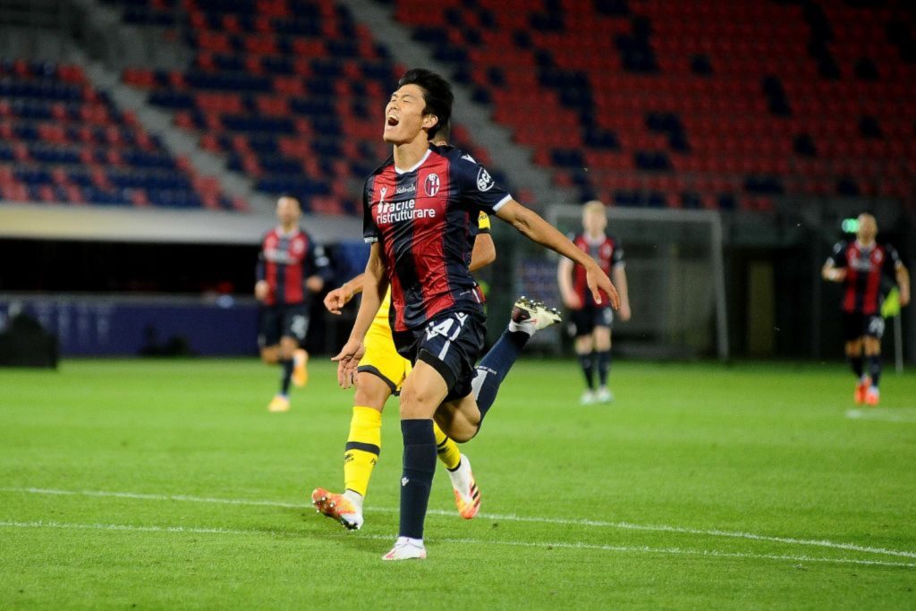 Tomiyasu Milan calciomercato Bologna