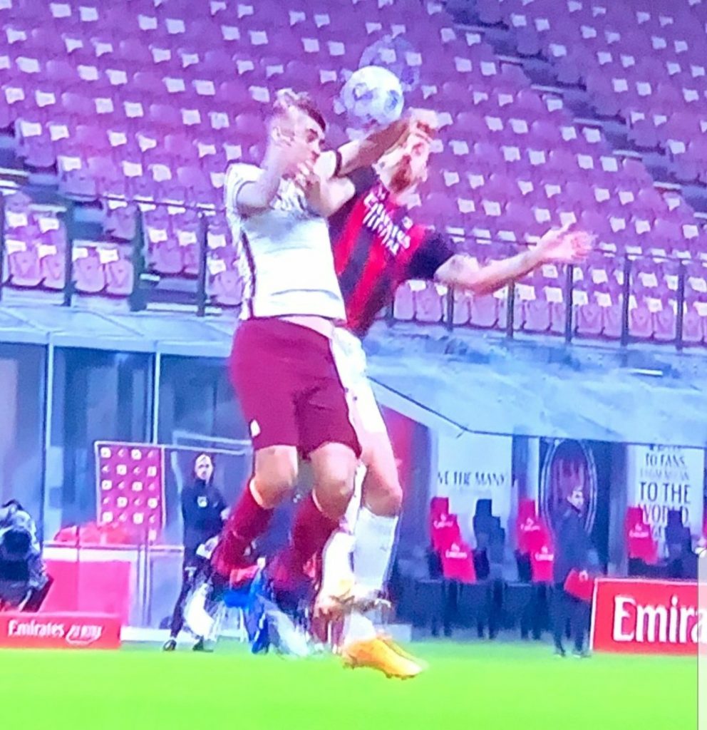 AC Milan - Roma, rigore non dato ai rossoneri su Ibrahimovic